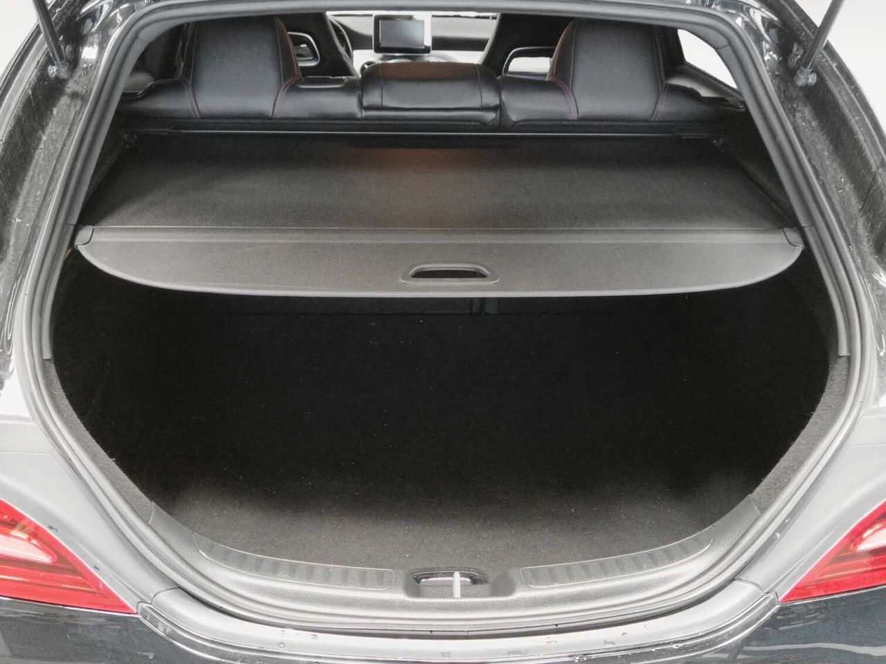 Mercedes-Benz CLA 200 d - foto 12
