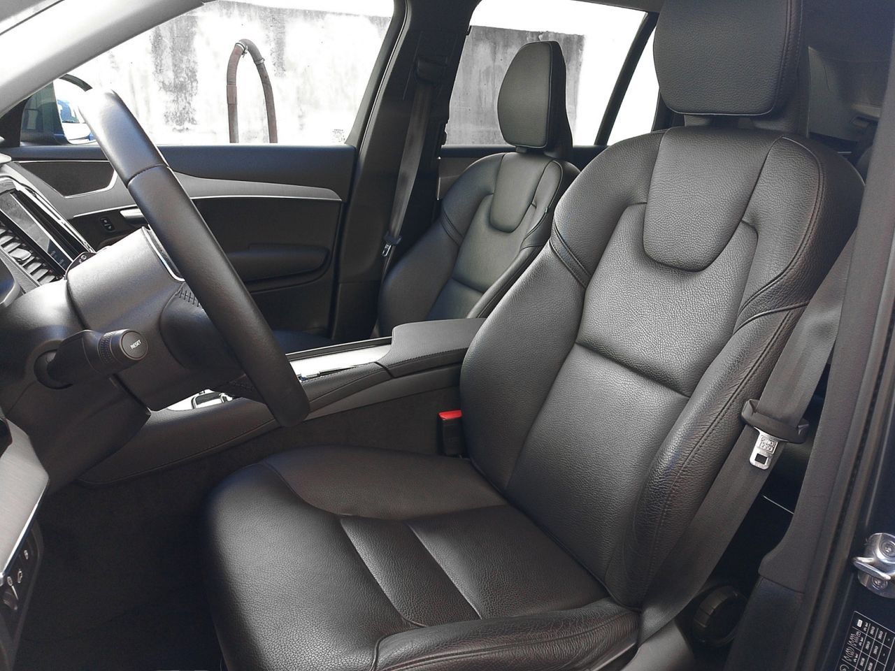 Volvo XC90 T8 Core Recharge AWD - foto 23