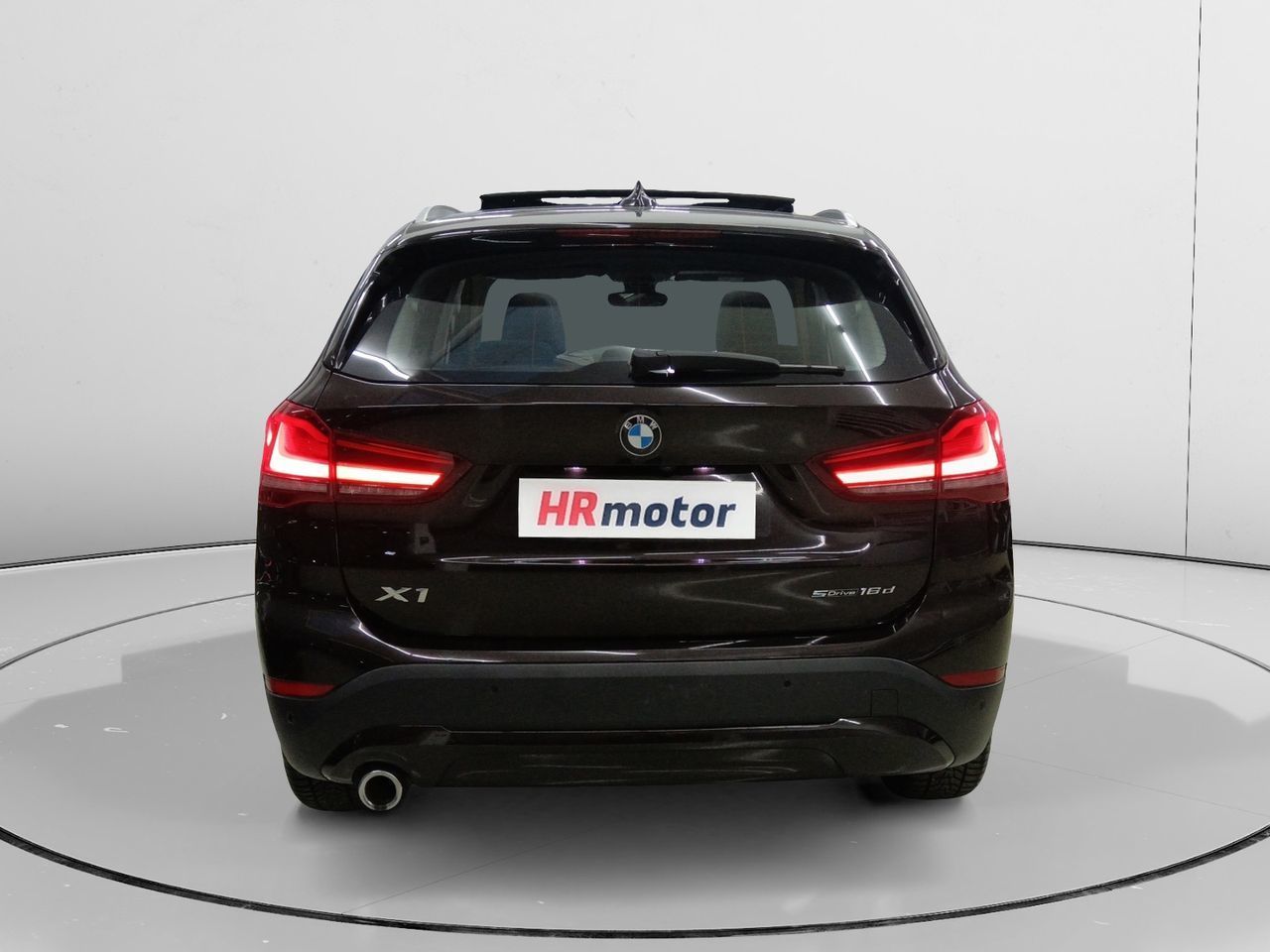 BMW X1 sDrive16d Business - foto 3