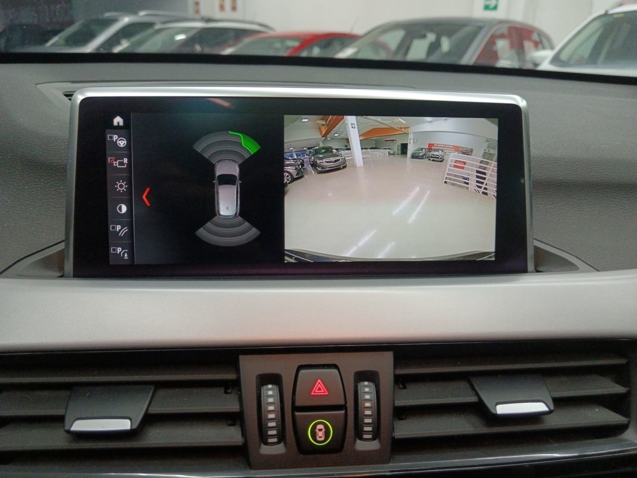 BMW X1 sDrive16d Business - foto 20