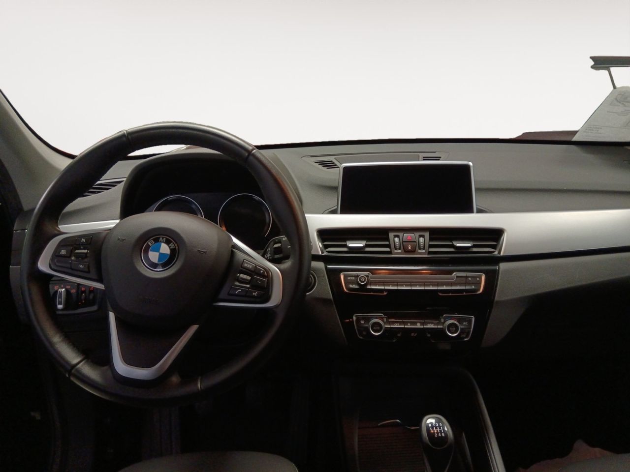 BMW X1 sDrive16d Business - foto 7
