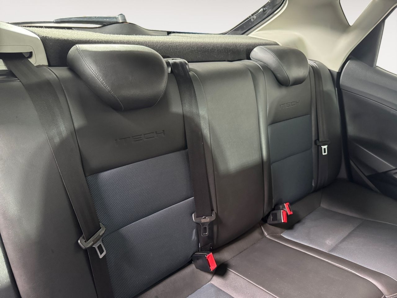 SEAT Ibiza 1.6 TDI CR Style Tech - foto 10