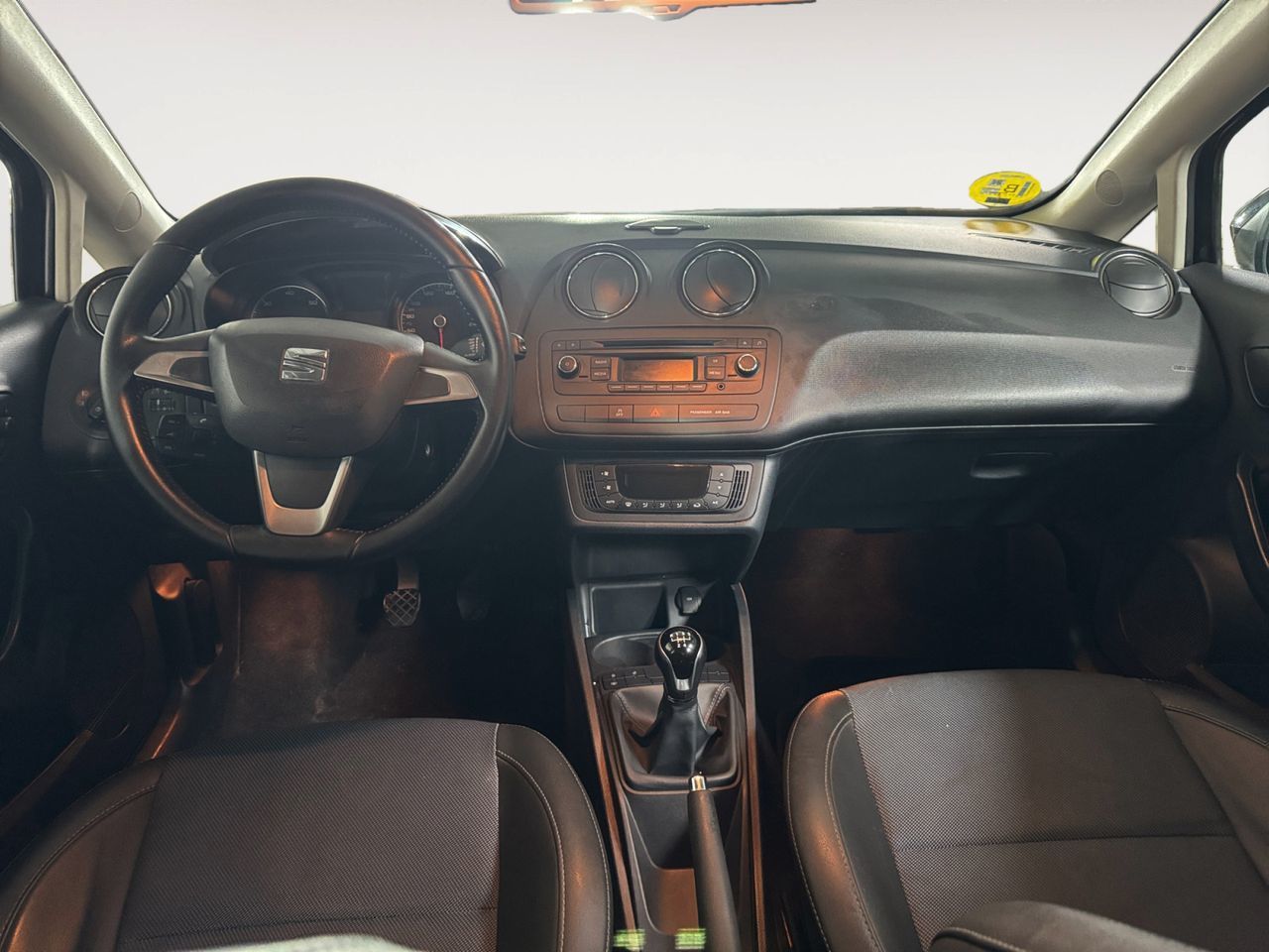 SEAT Ibiza 1.6 TDI CR Style Tech - foto 7