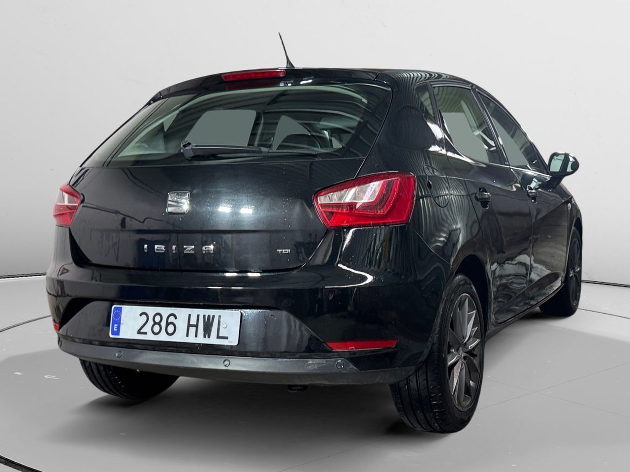 SEAT Ibiza 1.6 TDI CR Style Tech - foto 2