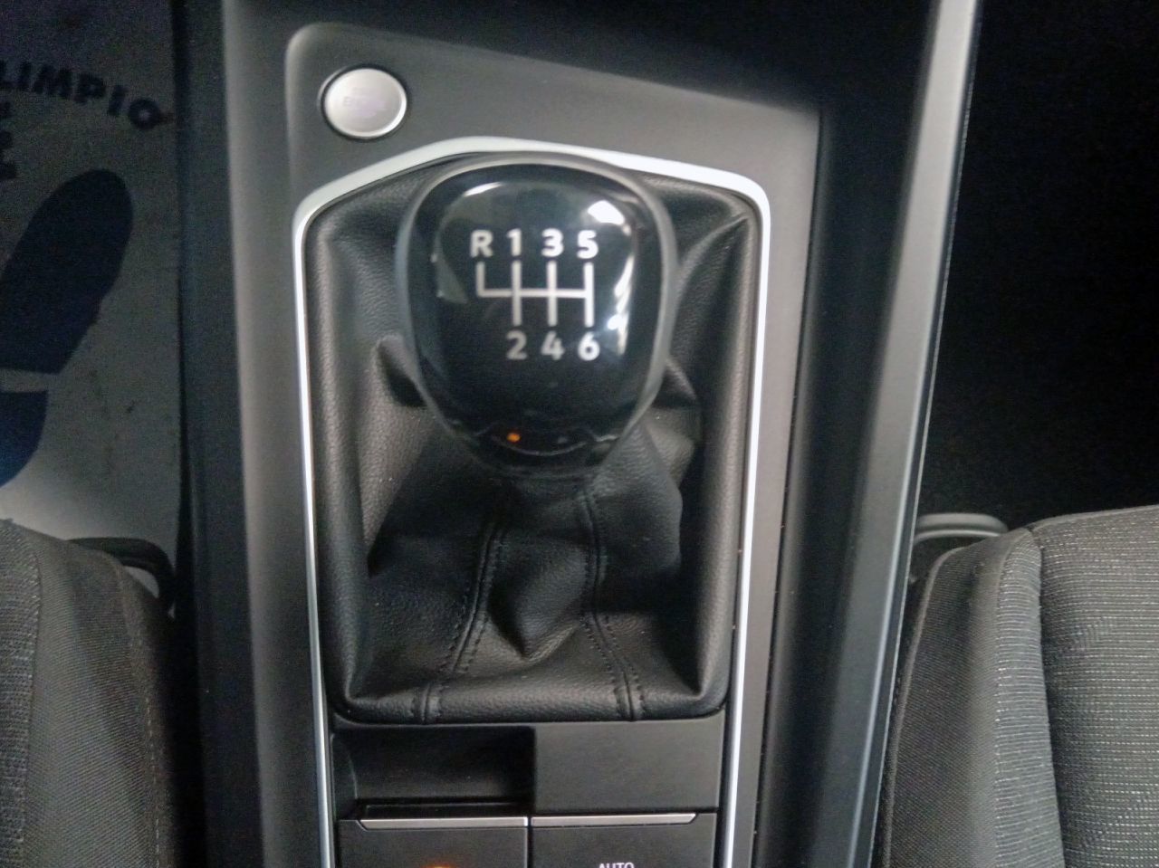 Volkswagen Golf Life 1.0 TSI - foto 12