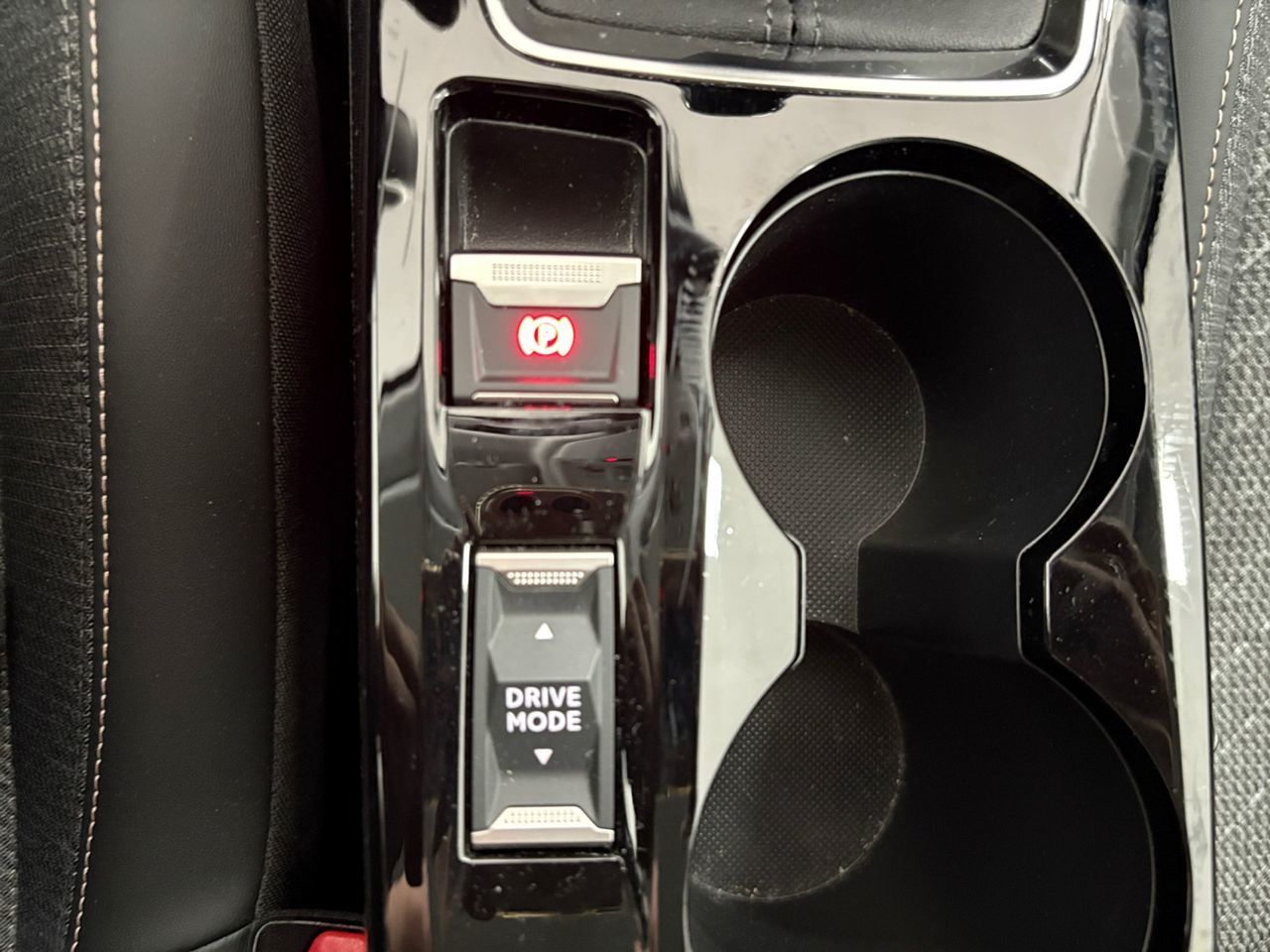 Peugeot 208 PureTech 100 Allure - foto 13