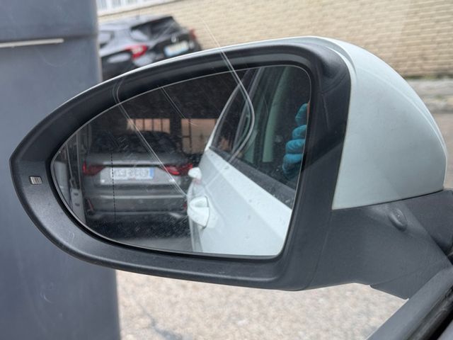 Volkswagen Golf ePower - foto 21