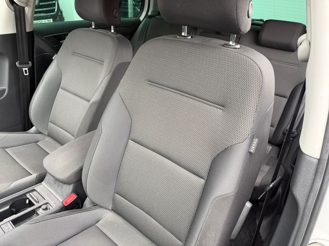 Volkswagen Golf ePower - foto 20