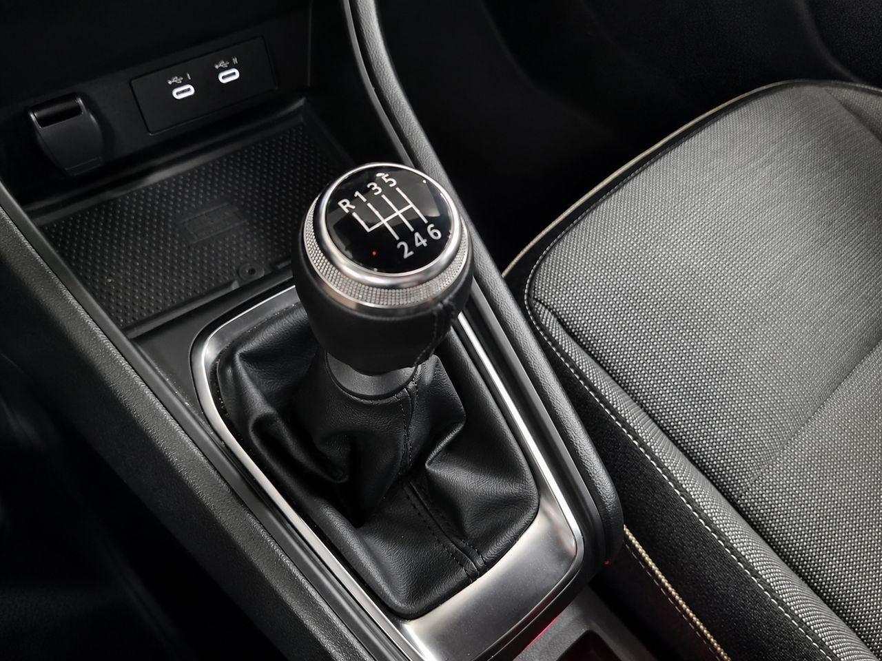 Renault Symbioz Techno mildhybrid - foto 15