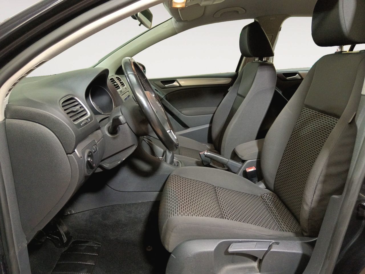 Volkswagen Golf Advance 1.6 TDI DPF - foto 8