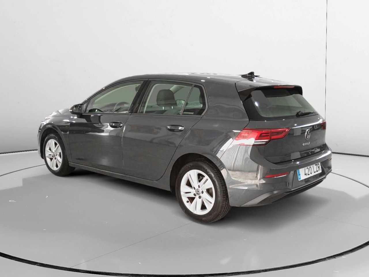 Volkswagen Golf 2.0 TDI - foto 4