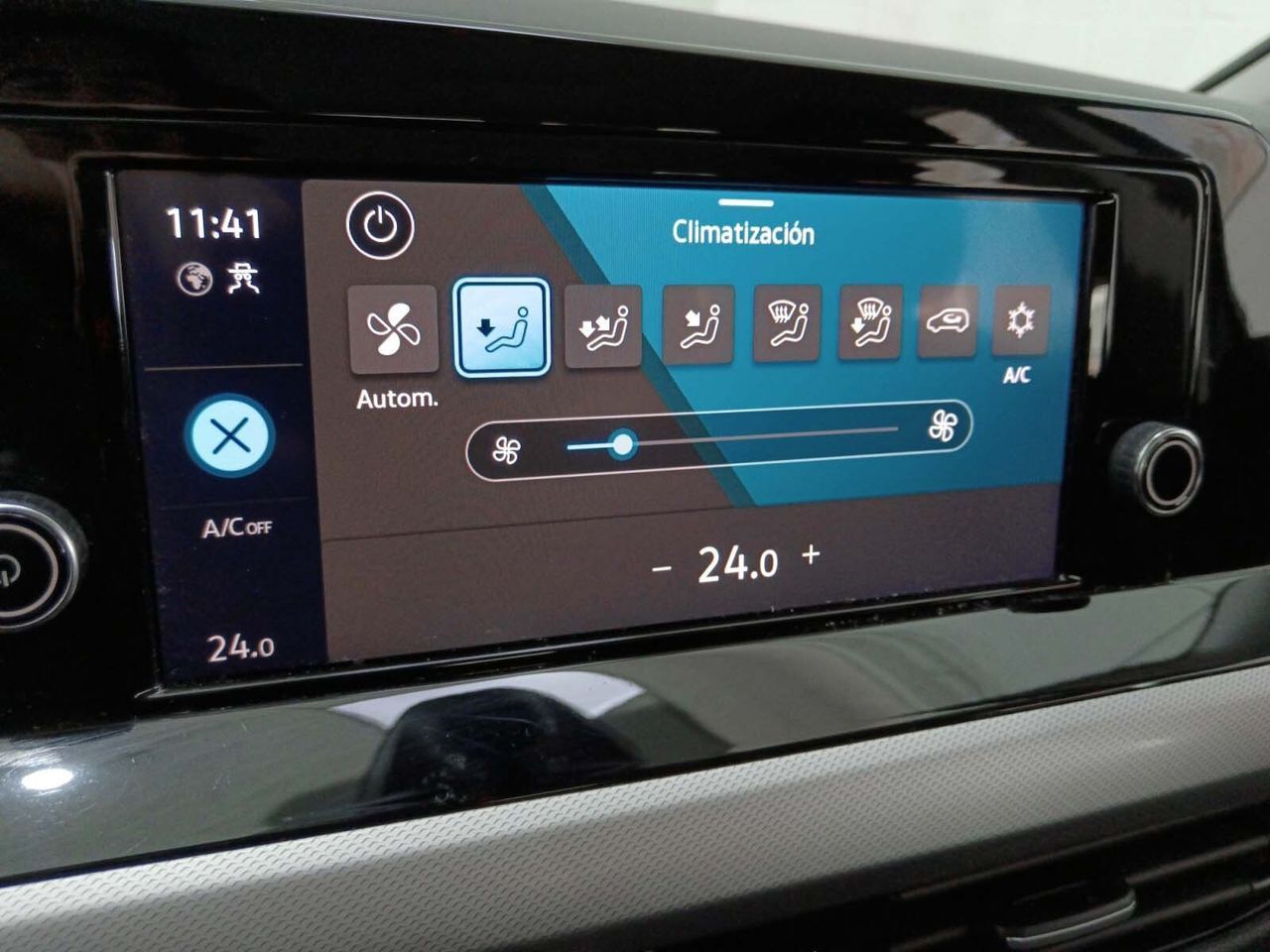 Volkswagen Golf 2.0 TDI - foto 16