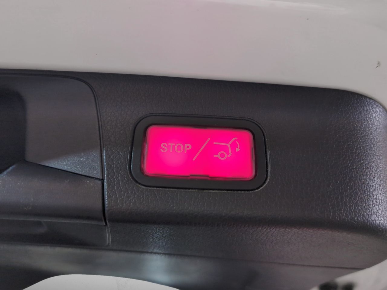 Mercedes-Benz GLB 200 d 4Matic - foto 12