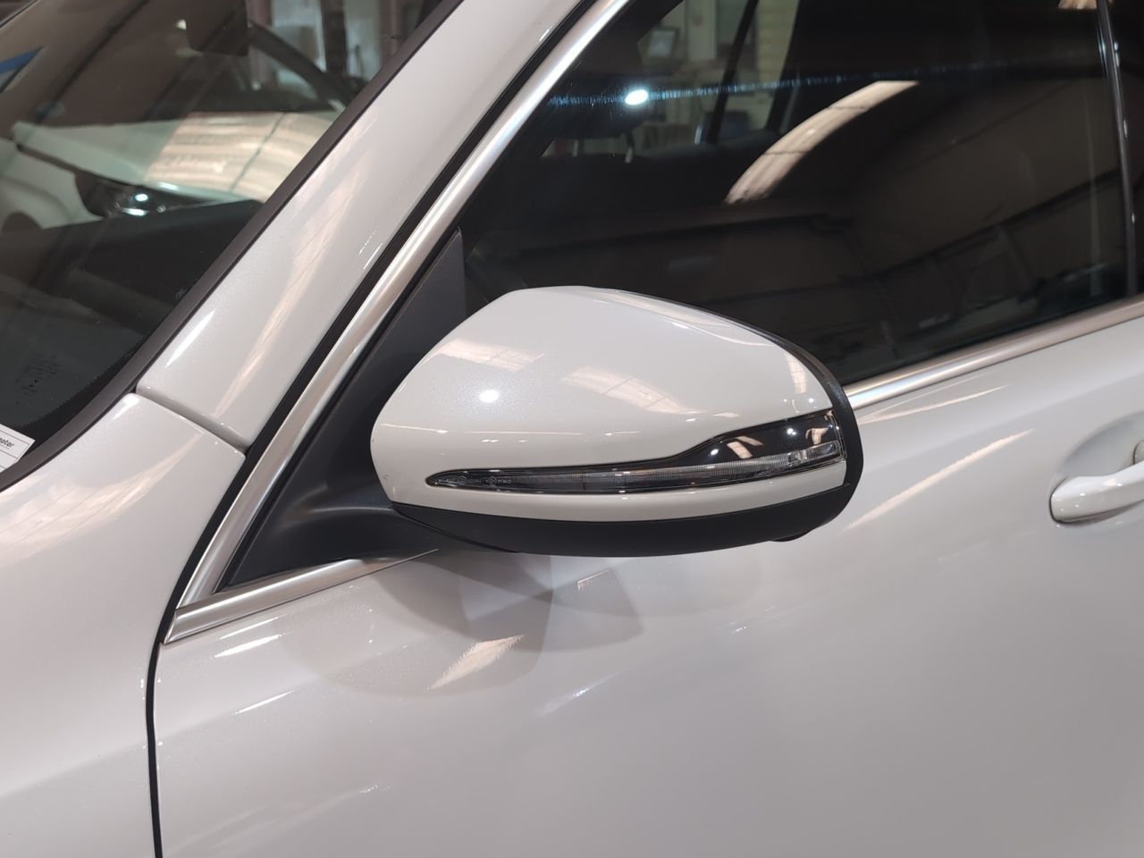 Mercedes-Benz GLB 200 d 4Matic - foto 22