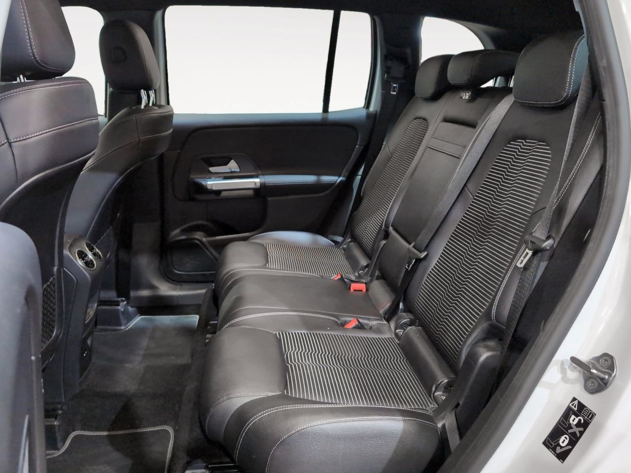 Mercedes-Benz GLB 200 d 4Matic - foto 9