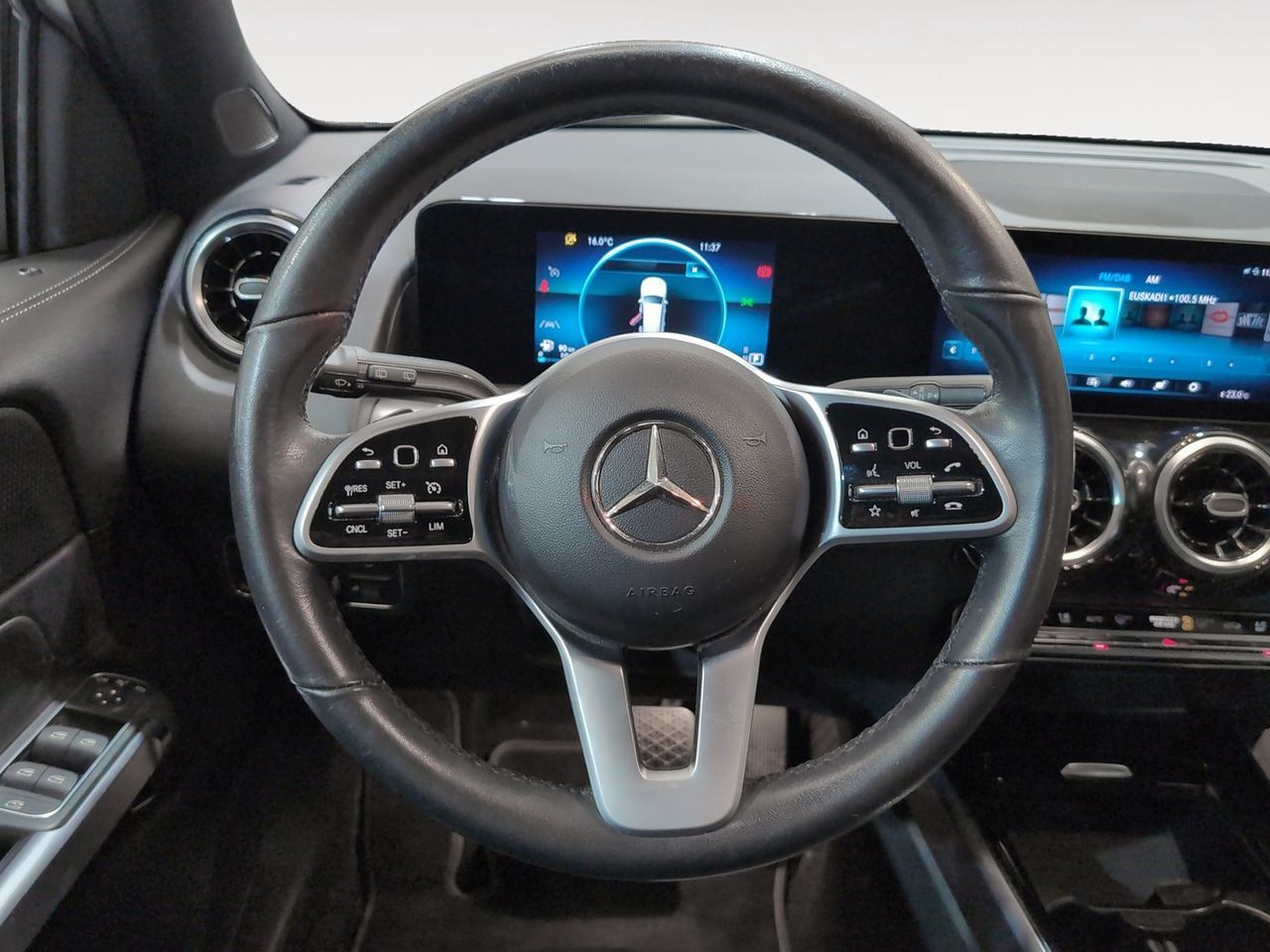 Mercedes-Benz GLB 200 d 4Matic - foto 7