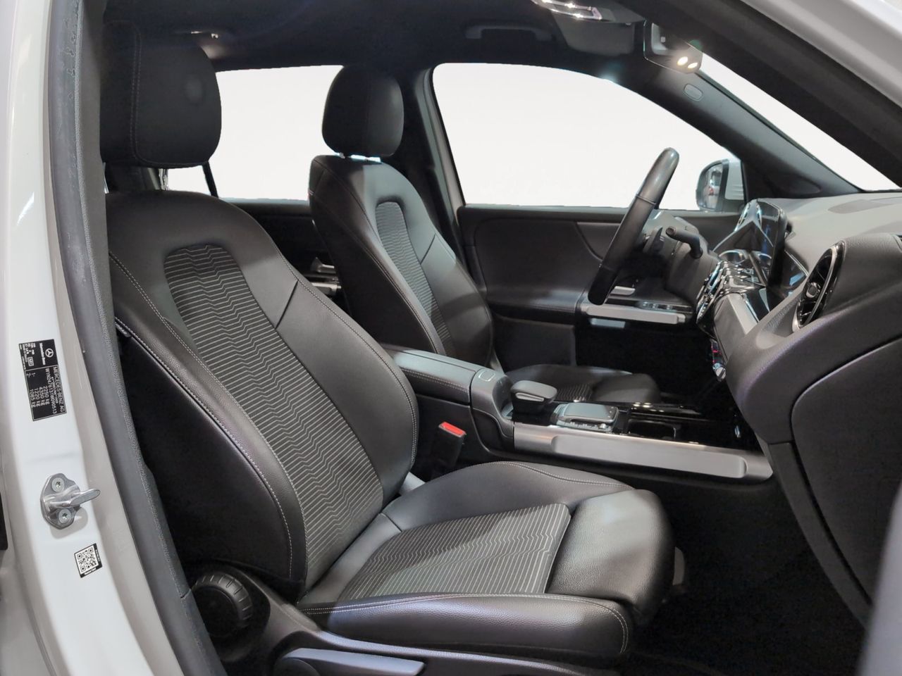 Mercedes-Benz GLB 200 d 4Matic - foto 10