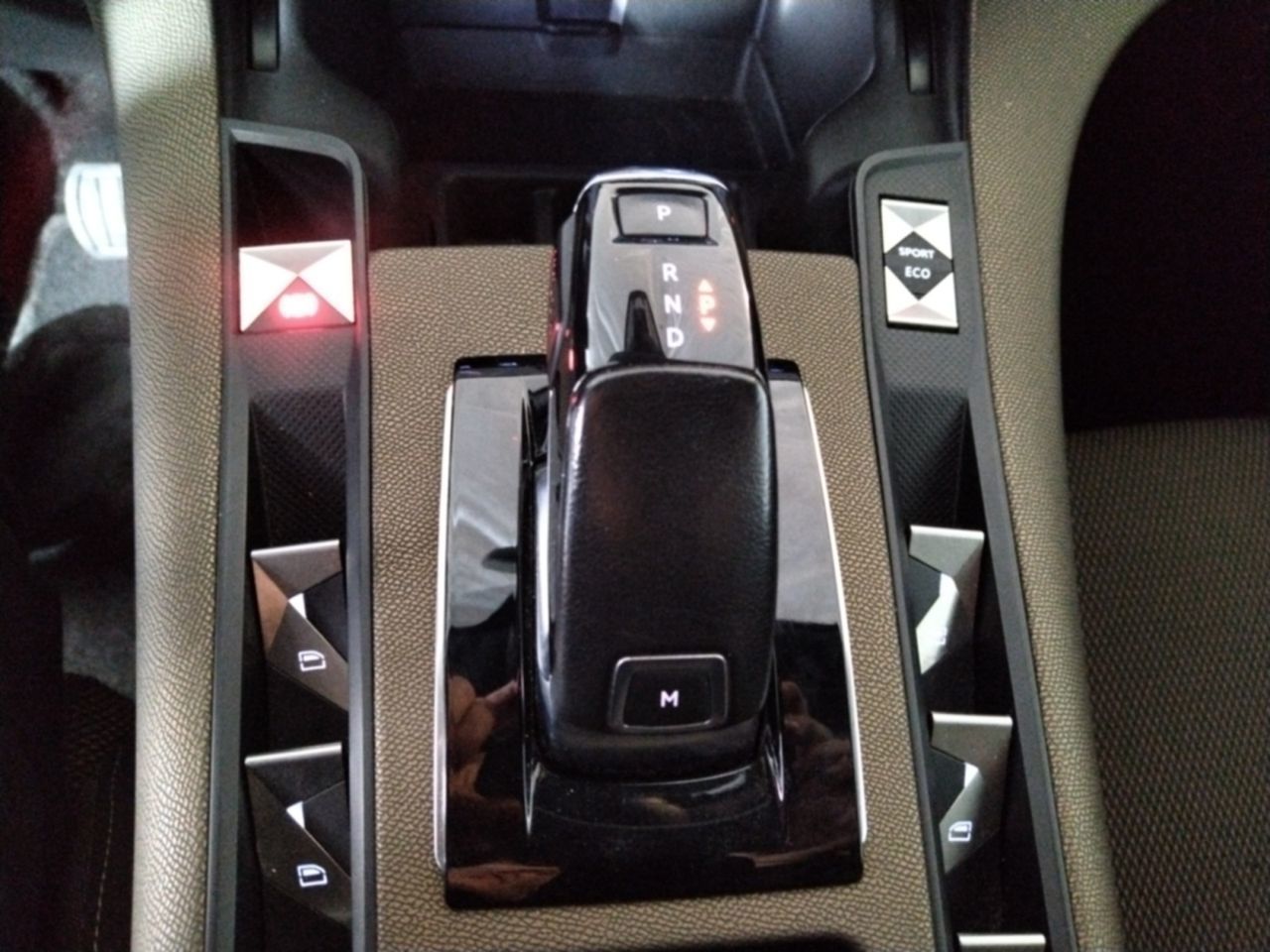 DS DS 7 Crossback PureTech 130 Chic - foto 12