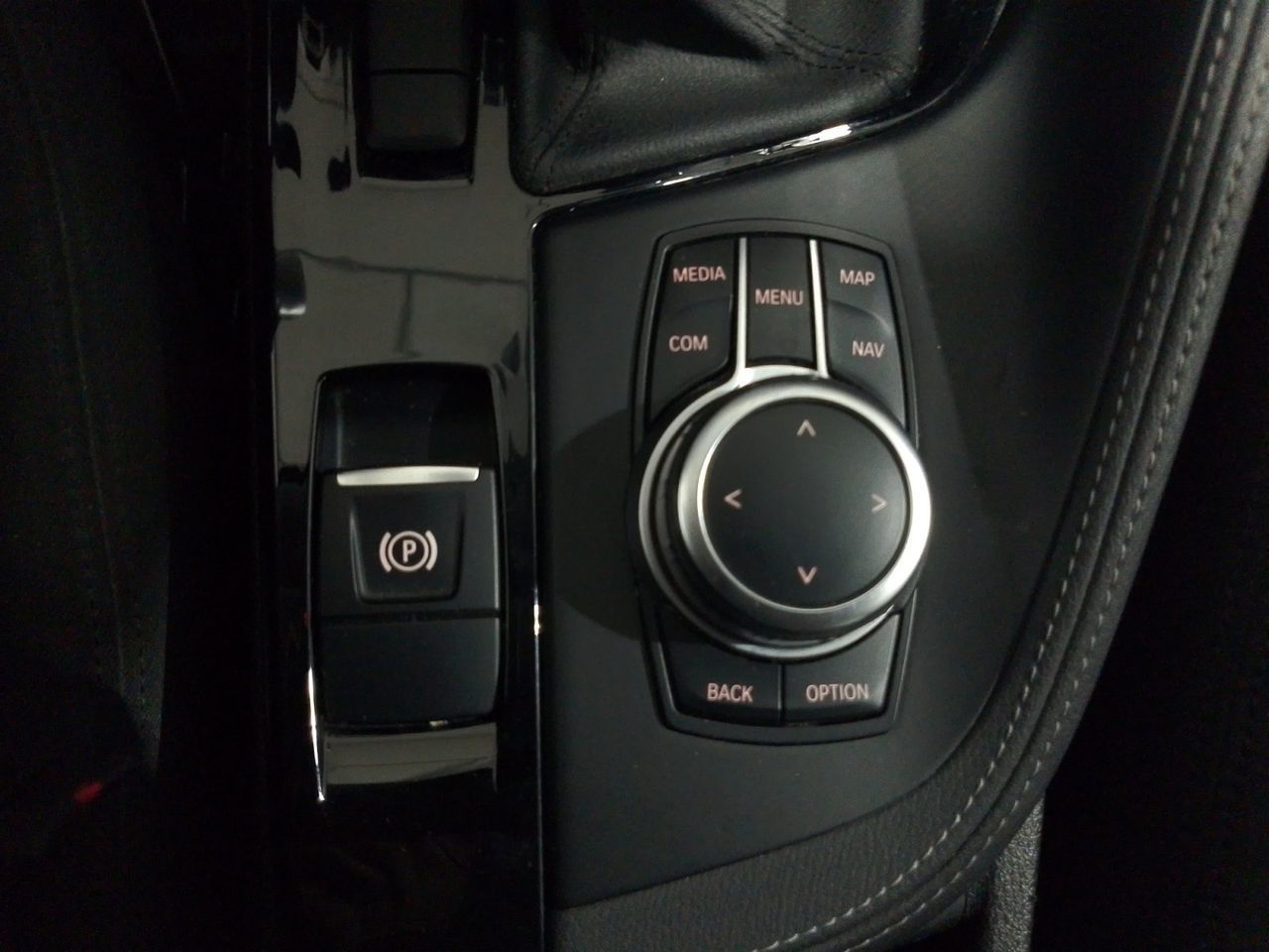 BMW X2 sDrive16d Business - foto 15