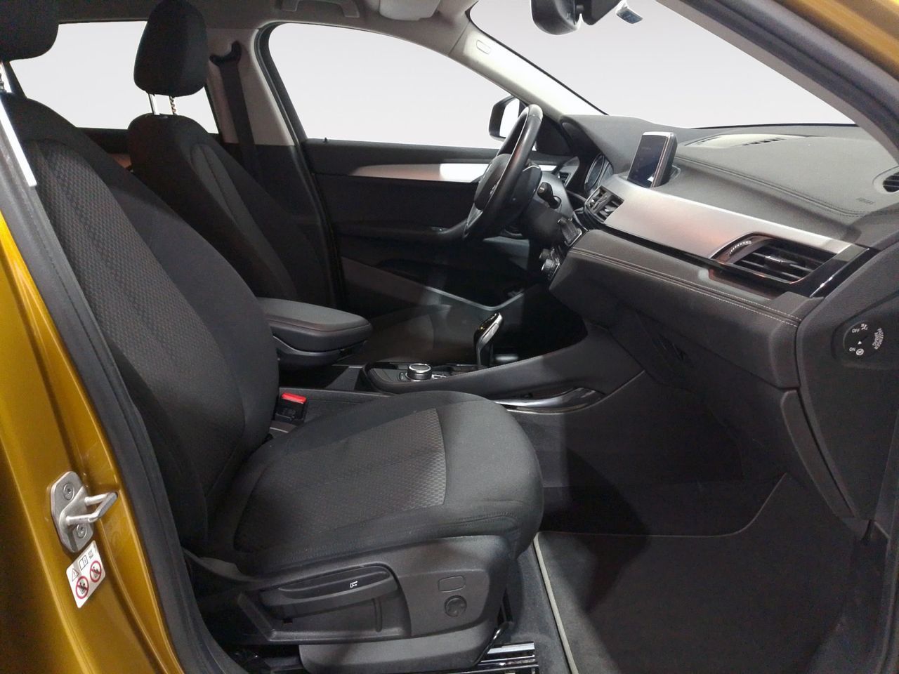 BMW X2 sDrive16d Business - foto 11