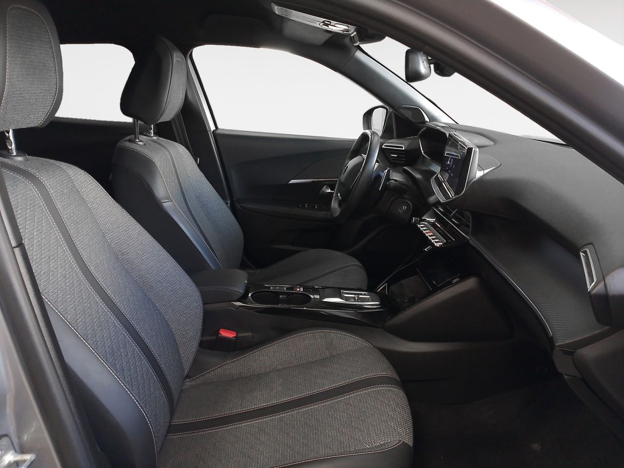 Peugeot 2008 PureTech 130 Allure EAT8 - foto 10