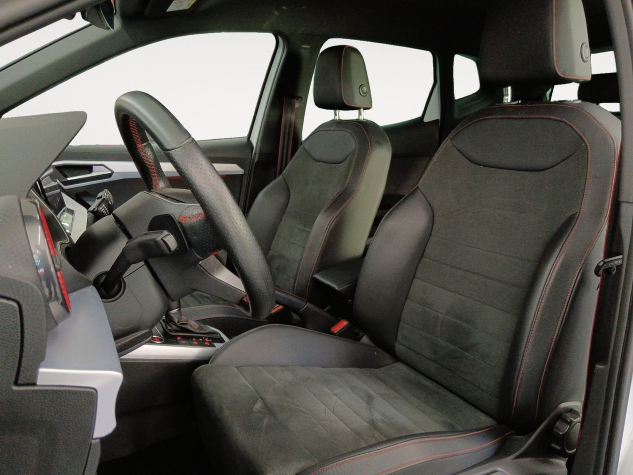 SEAT Arona 1.5 TSI FR XM DSG - foto 8