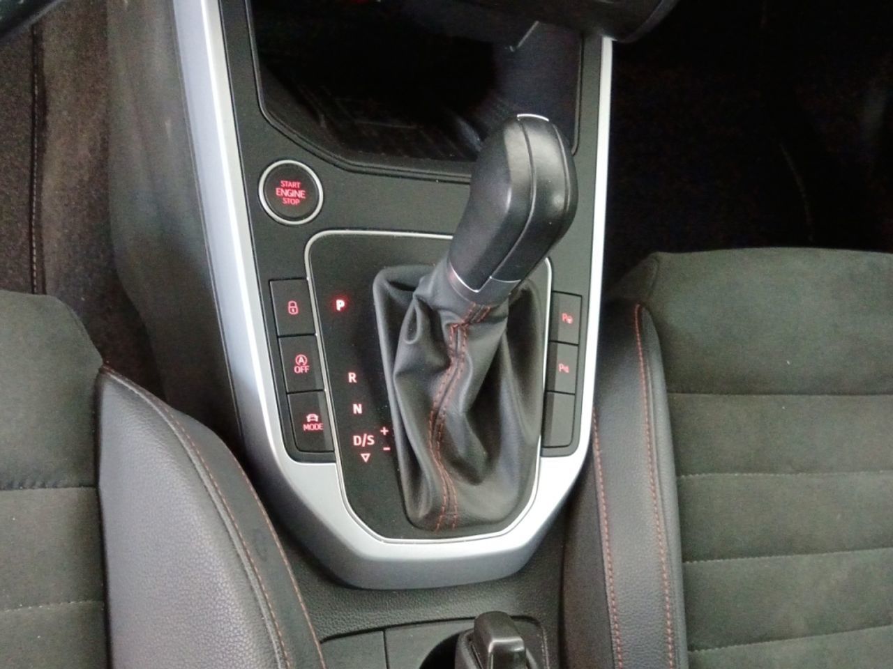 SEAT Arona 1.5 TSI FR XM DSG - foto 12