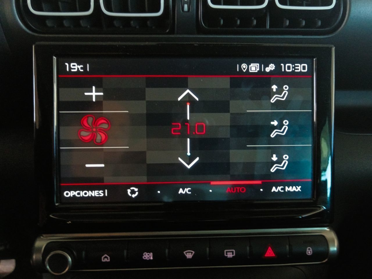 Citroën C3 Aircross BlueHDi 110 Shine - foto 18