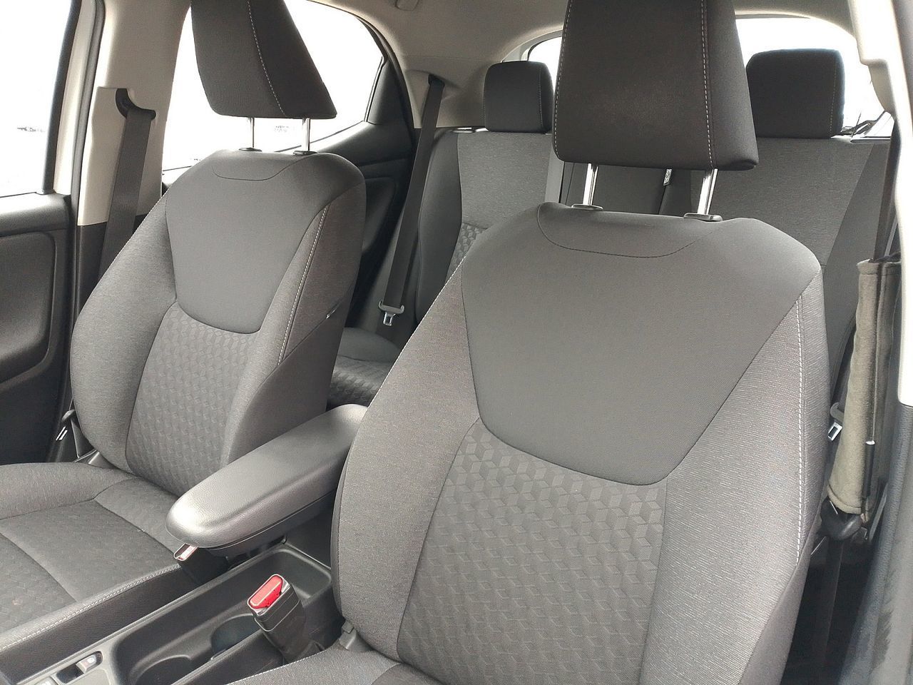 Toyota Yaris 120H Business Plus - foto 20