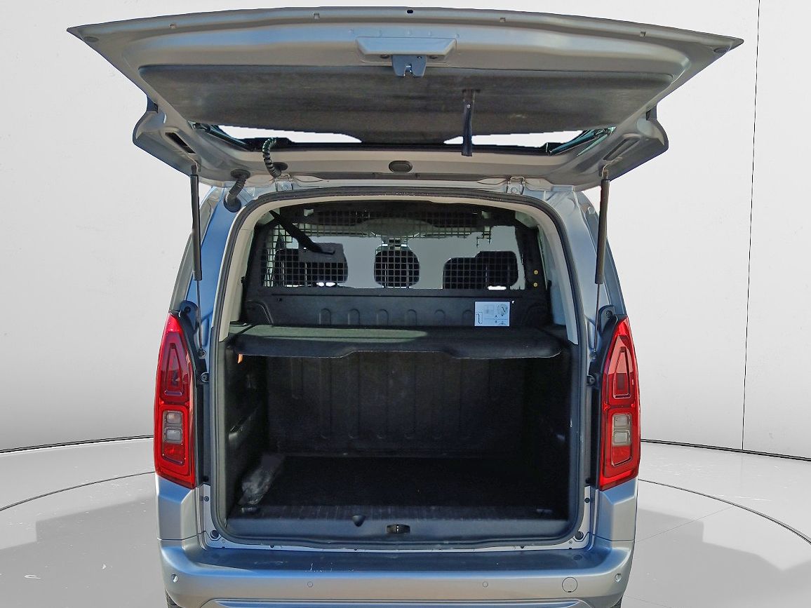 Opel Combo 1.5 TD Business Elegance Plus - foto 12