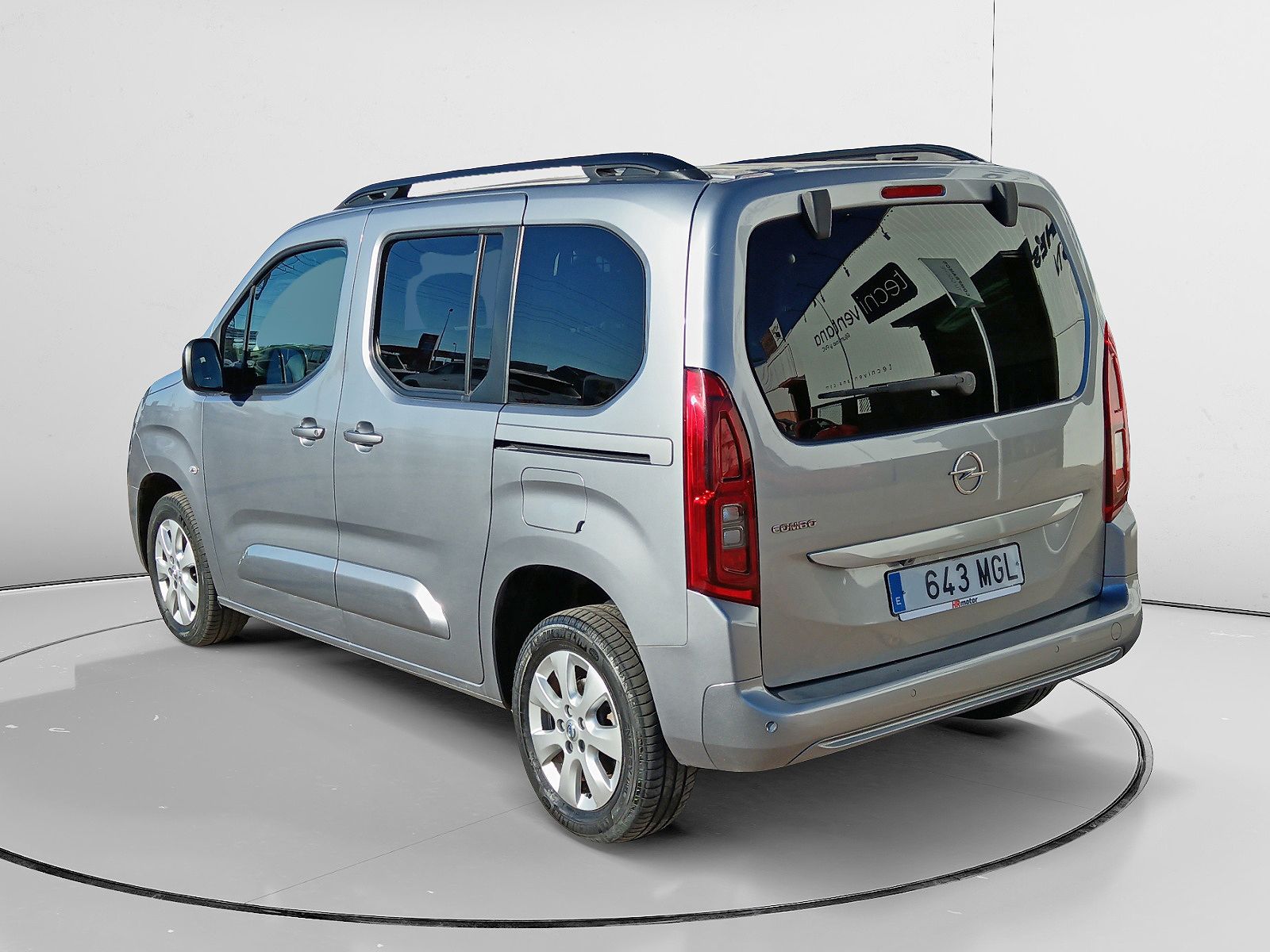 Opel Combo 1.5 TD Business Elegance Plus - foto 4