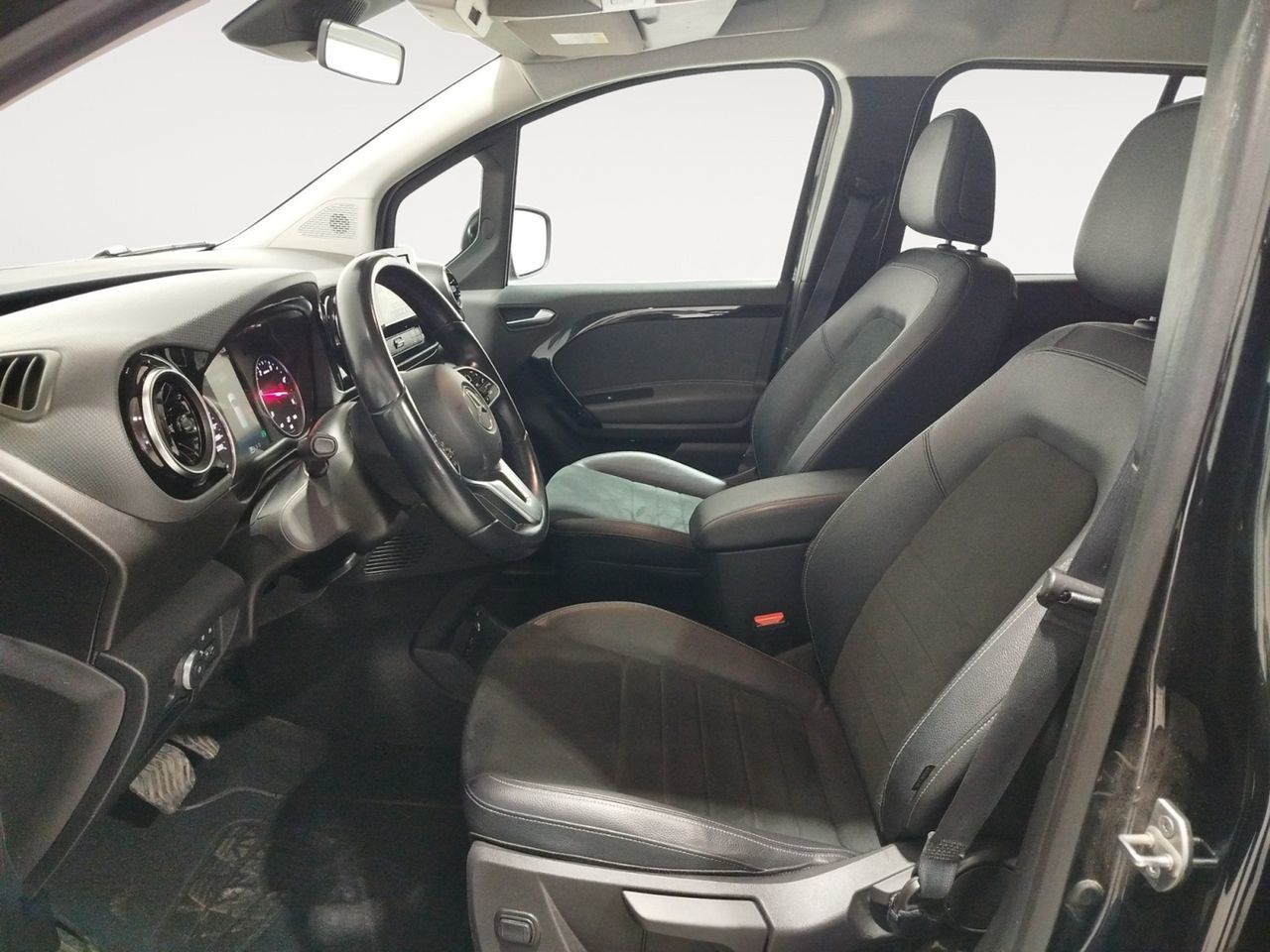 Mercedes-Benz Clase T 180 d - foto 8