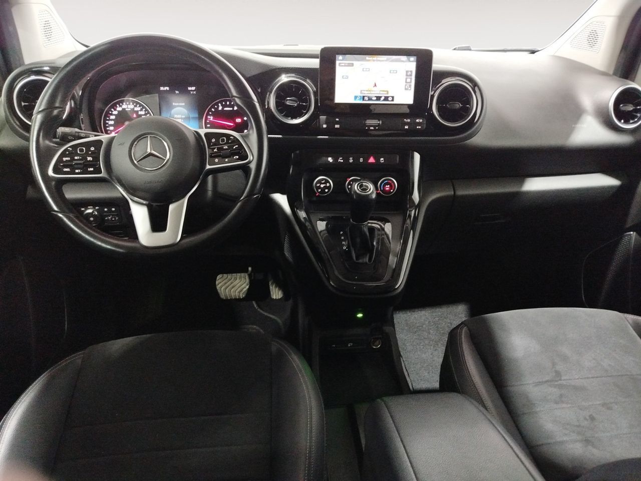 Mercedes-Benz Clase T 180 d - foto 6
