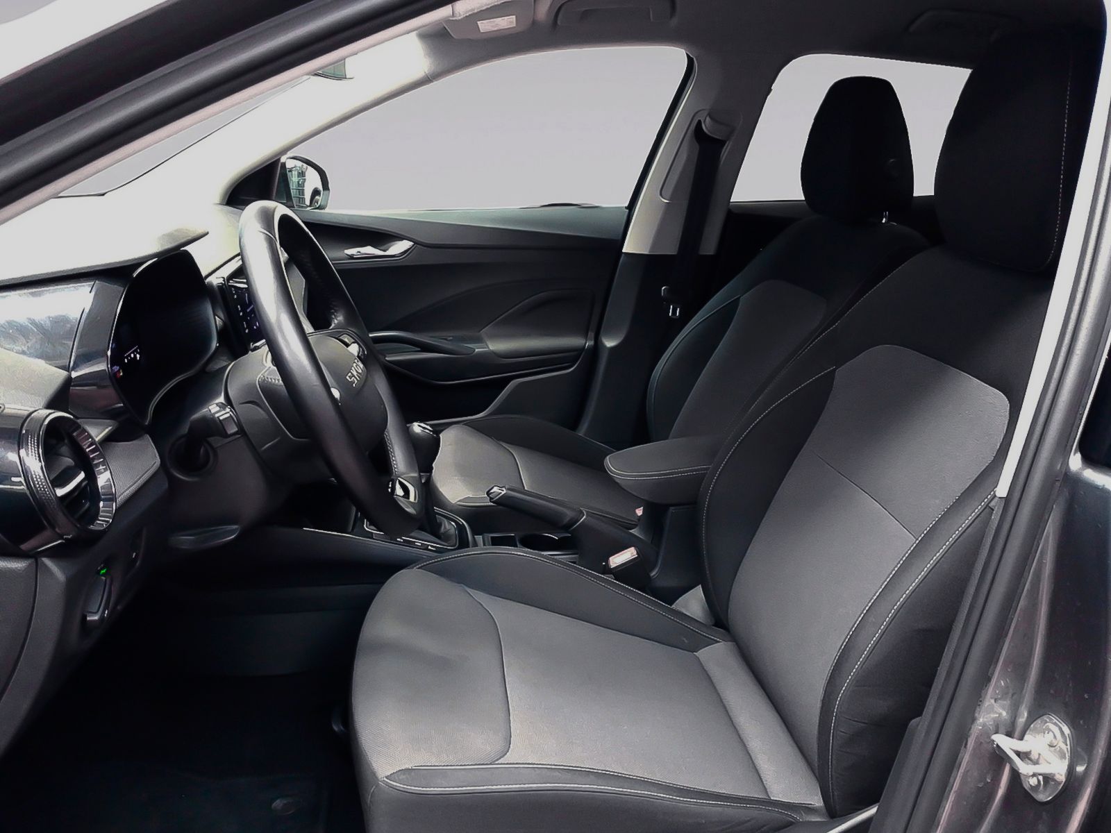 Škoda Fabia 1.0 TSI Selection - foto 11