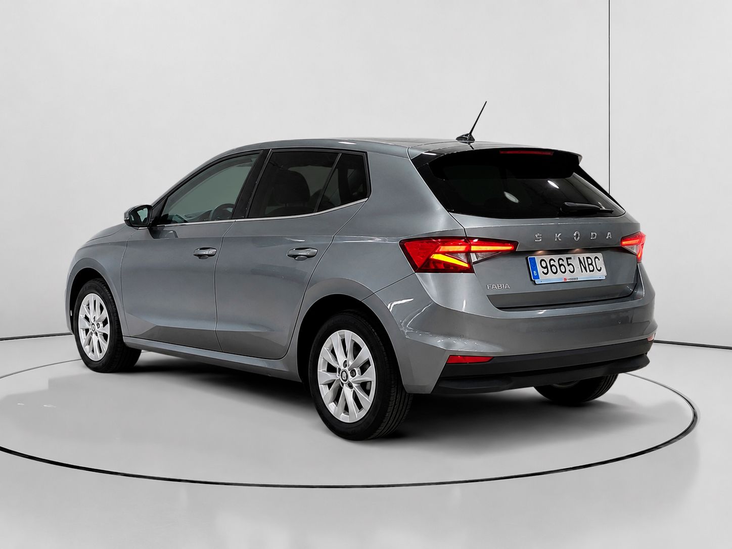Škoda Fabia 1.0 TSI Selection - foto 5