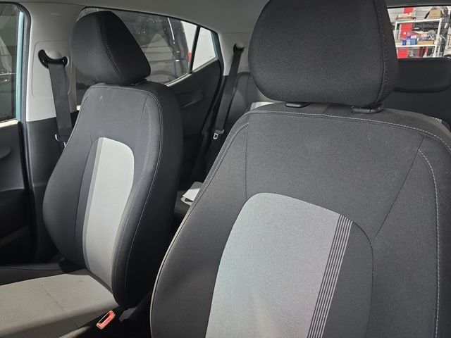 Hyundai i10 1.0 Essence - foto 18