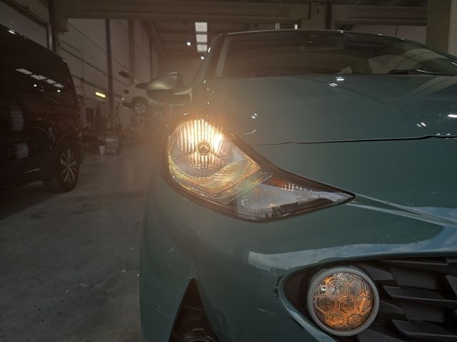 Hyundai i10 1.0 Essence - foto 19