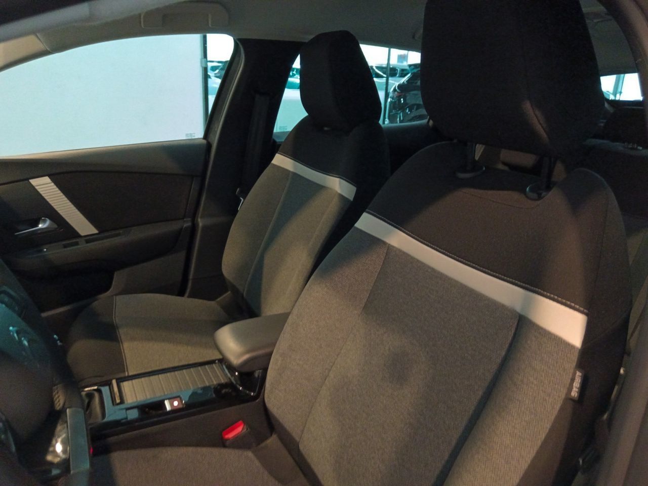 Citroën C4 PureTech 130 You - foto 21