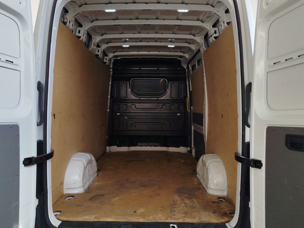 Volkswagen Crafter 35 Furgón Batalla Media L3H2 2.0 TDI - foto 12