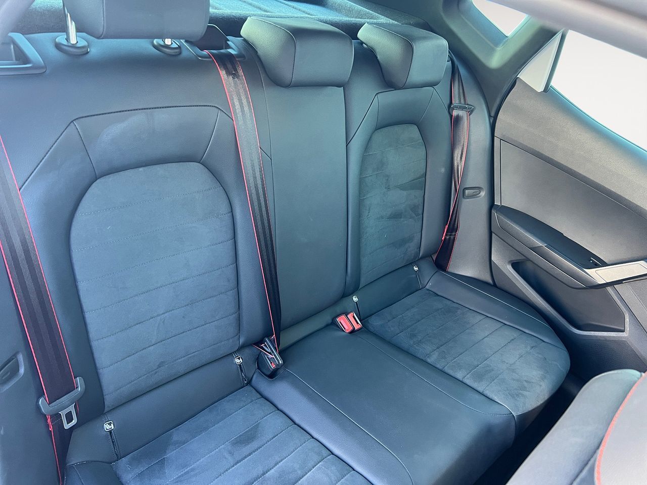 SEAT Arona 1.5 TSI FR XM DSG - foto 10
