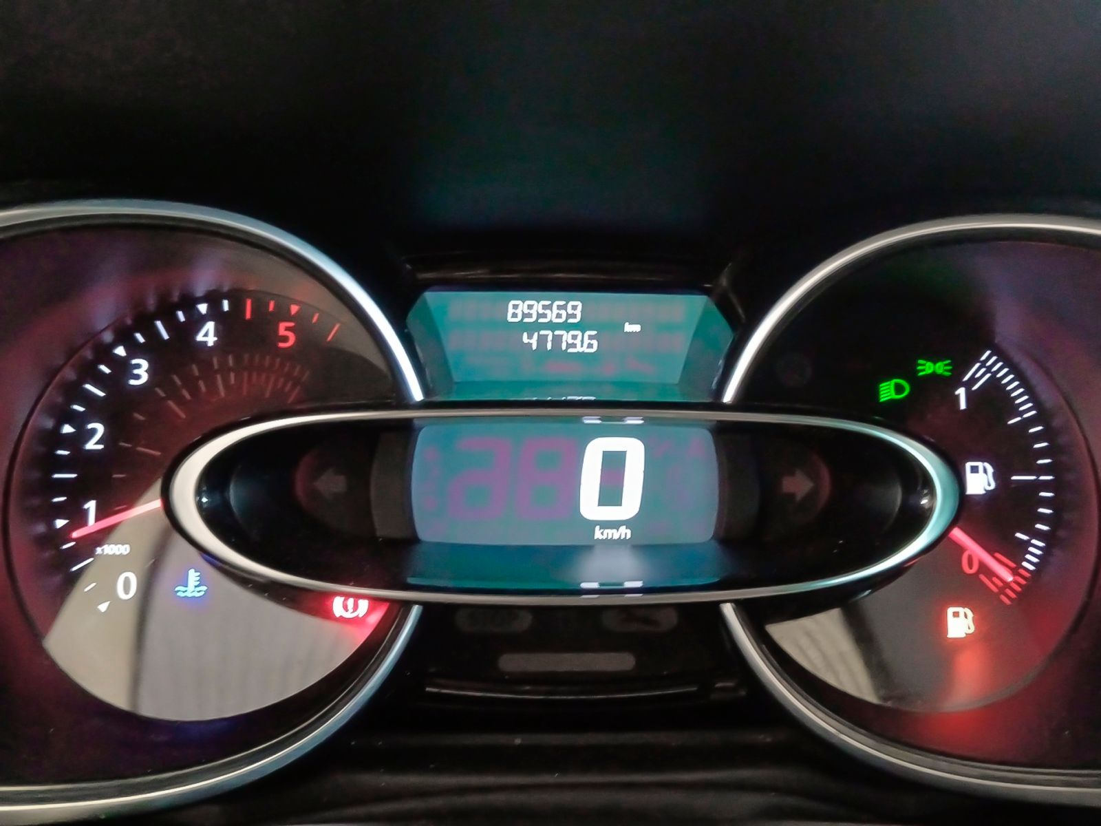 Renault Clio Limited Energy dCi - foto 16