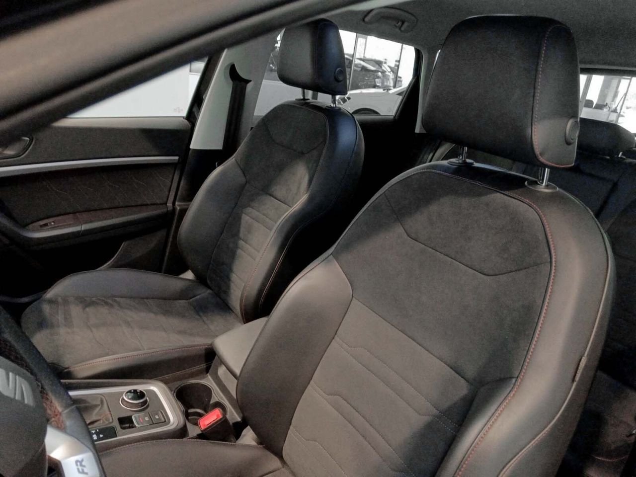 SEAT Ateca 1.5 TSI FR Special Edition DSG - foto 21