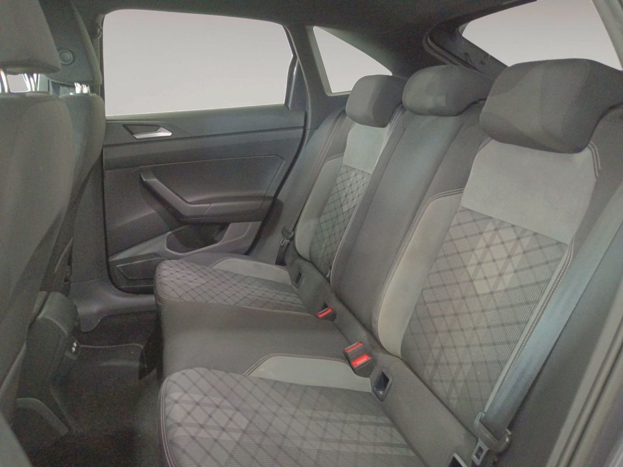Volkswagen Taigo R-Line 1.5 TSI DSG - foto 9