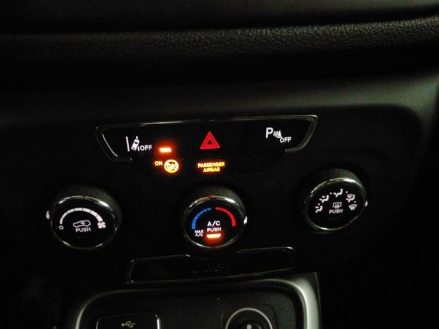 Jeep Compass 1.4 MultiAir Longitude 4x2 - foto 17