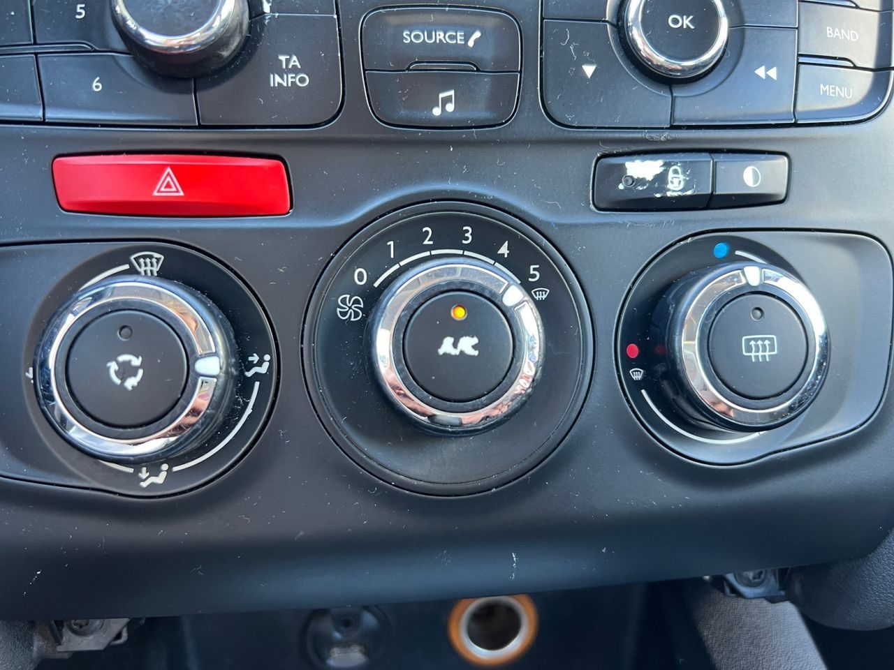 Citroën C4 1.6 VTi Tonic - foto 18
