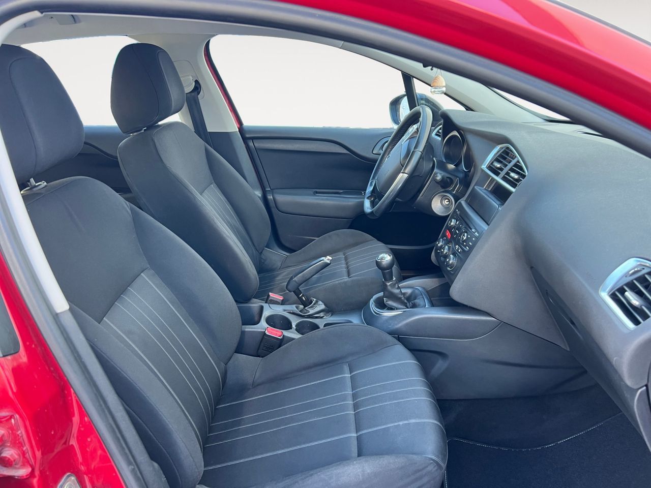 Citroën C4 1.6 VTi Tonic - foto 11