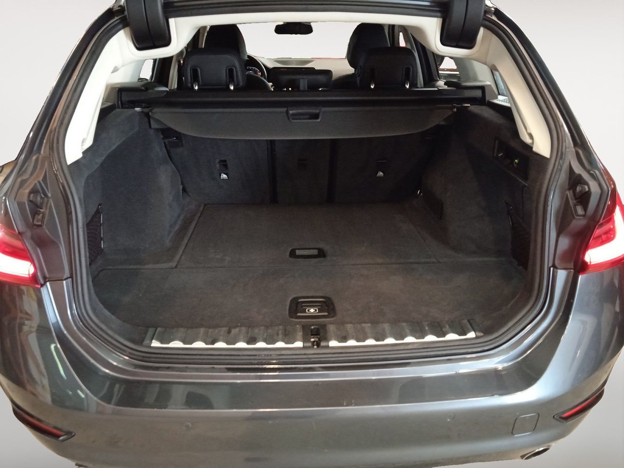 BMW Serie 3 318d Touring - foto 12