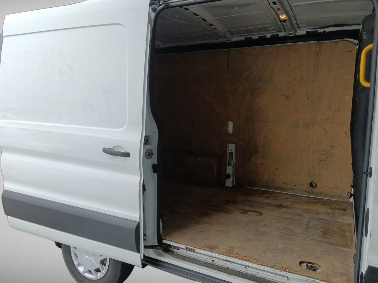 Ford Transit Furgon 350 L2H2 Trend FWD - foto 11