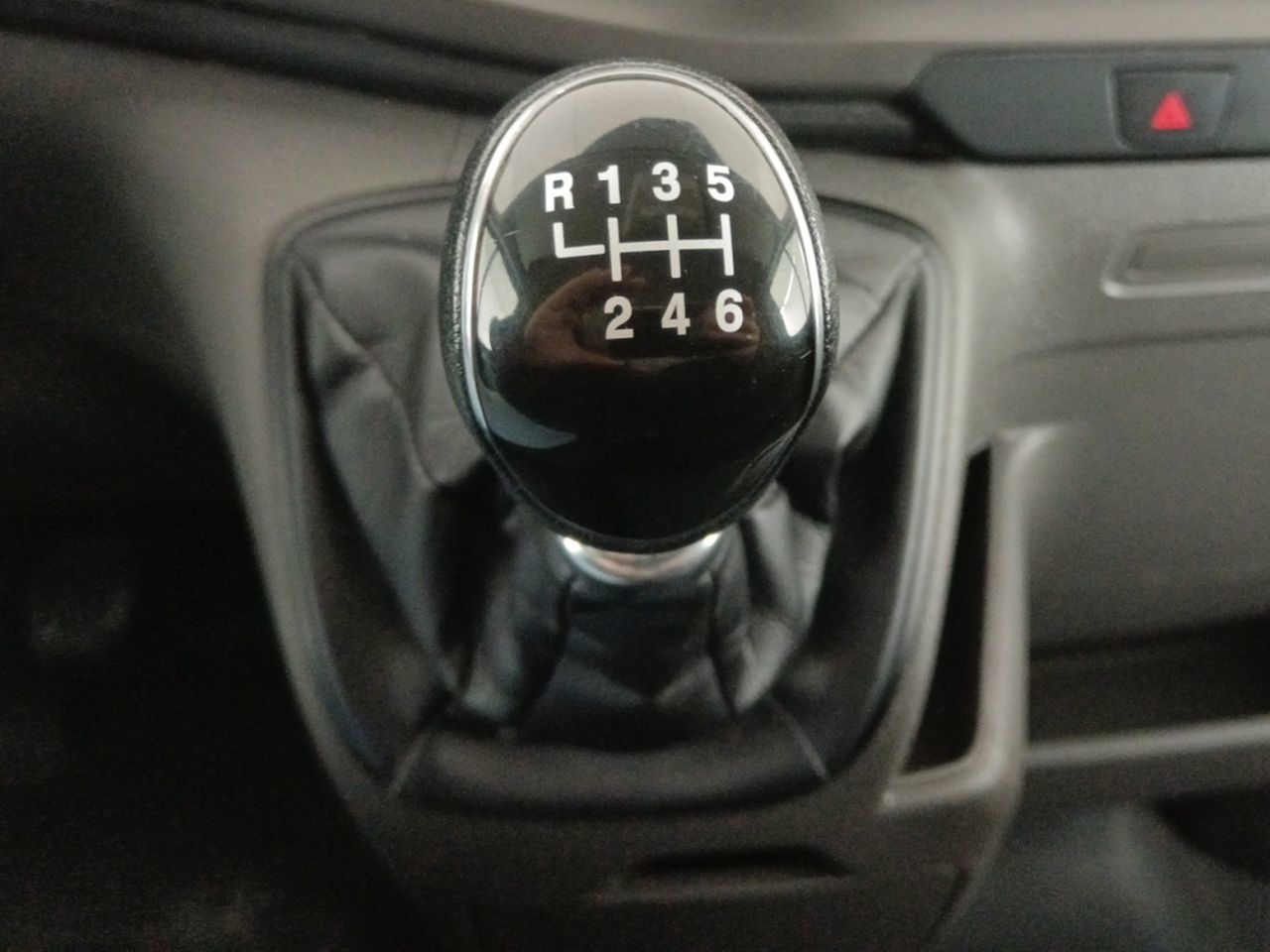 Ford Transit Furgon 350 L2H2 Trend FWD - foto 13