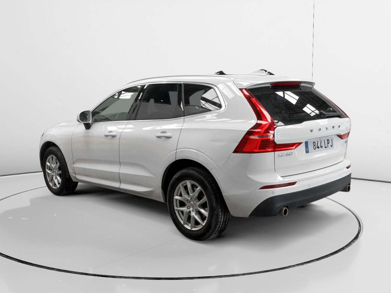 Volvo XC60 B4 D Momentum Pro - foto 4